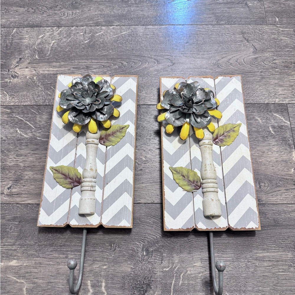 Wood and Metal Chevron 3D Flower Wall Hooks - Gray and Yellow